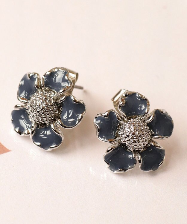 Tiaclasse カラーフラワーピアス ネイビー×シルバー