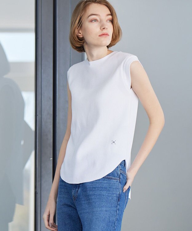 BEIGE， COSMOS / フレンチスリーブトップス White