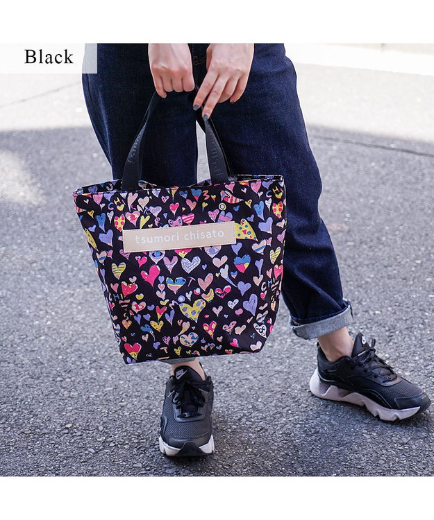 トートバッグ valentine123 トートバッグ valentine123 大人可愛い赤色トートバッグ。アイアン模様