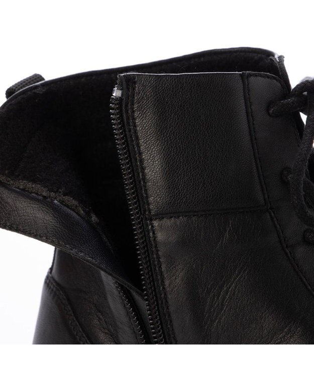 ing アークティックレースアップブーツ ブラック