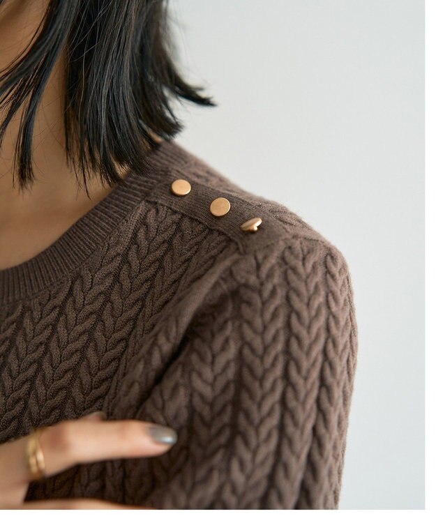 YECCA VECCA 金釦ミニケーブルニット Charcoal Gray