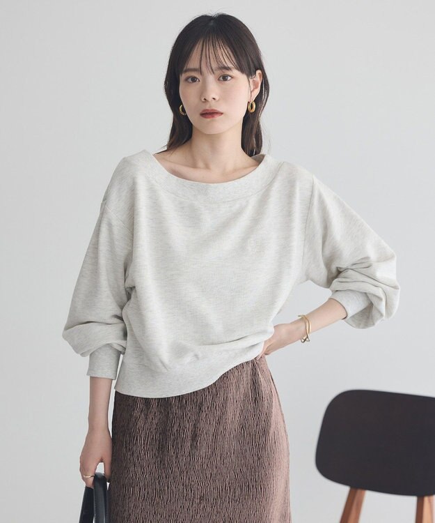 earth music&ecology ショート丈ワンポイント刺繍オフショルスウェット Oatmeal