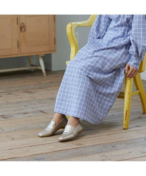 ing <ing>【WEB限定】レザーベルトローファー ゴールド