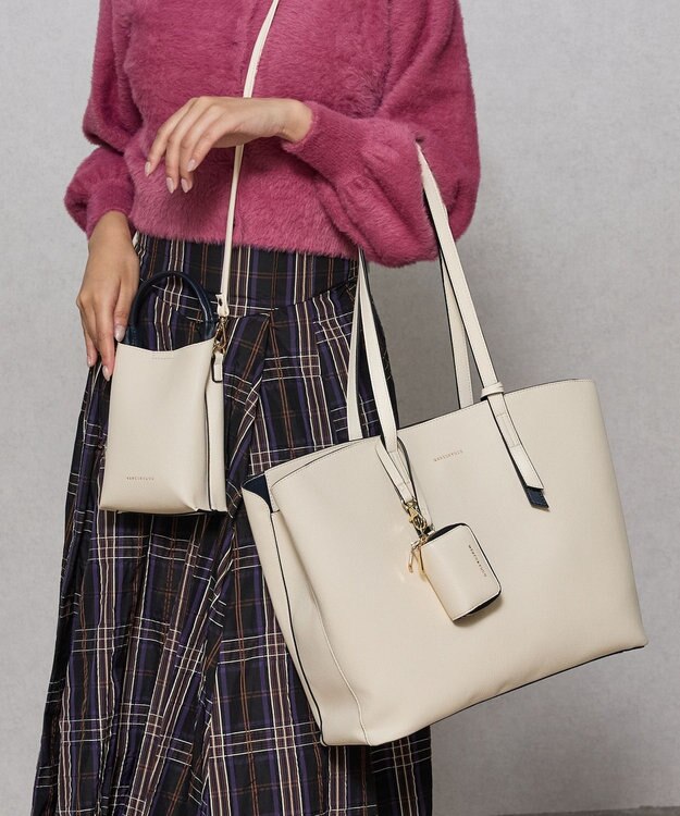 style code 【MERCURYDUO/マーキュリーデュオ】ラージトート スマートショルダー WFキーケース　三点セット アイボリー