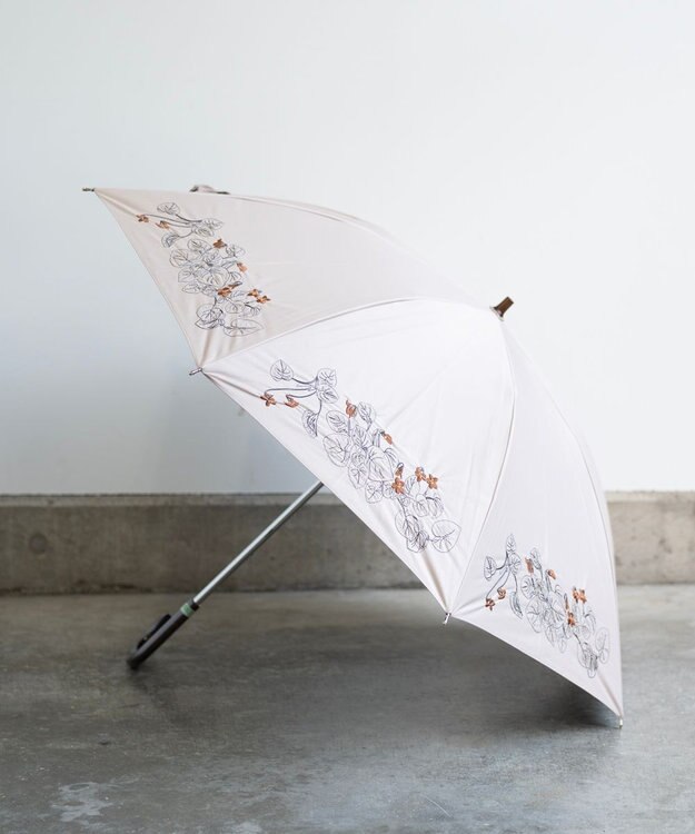AND WOOL 〈一級遮光生地・晴雨兼用〉スミレ刺繍の日傘 （長傘タイプ） ベージュ