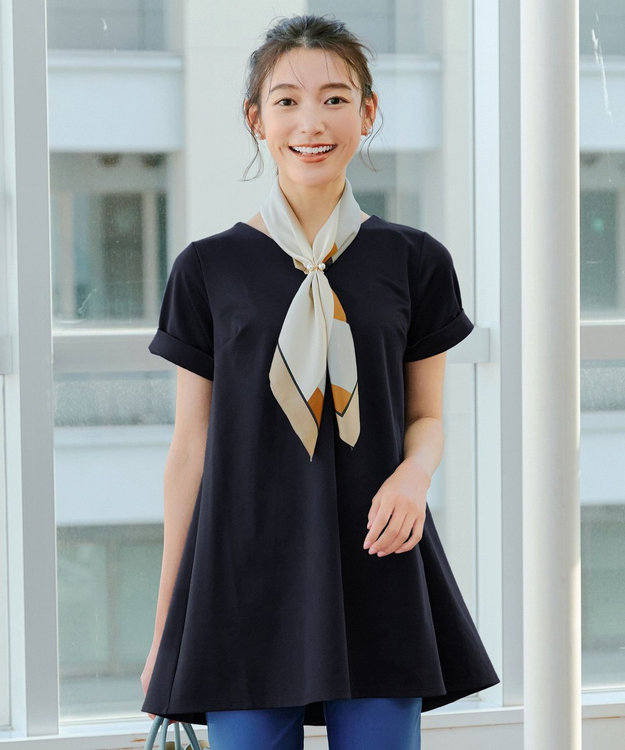 Tiaclasse 【UVカット・吸水速乾】 “きれい見え” バックフレアチュニック ネイビー