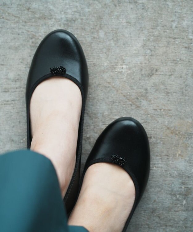 muuc ビーズモチーフのバレエシューズ ブラック