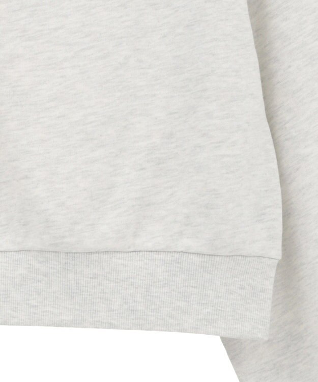 earth music&ecology ショート丈ワンポイント刺繍オフショルスウェット Oatmeal