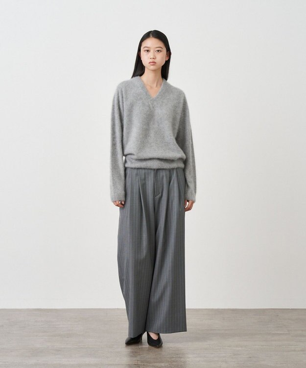 ATON ROYAL FUR CASHMERE | Vネックセーター LIGHT GRAY