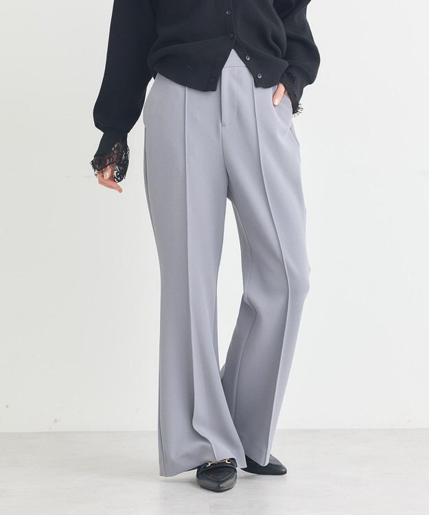 earth music&ecology センターシームフレアパンツ Gray