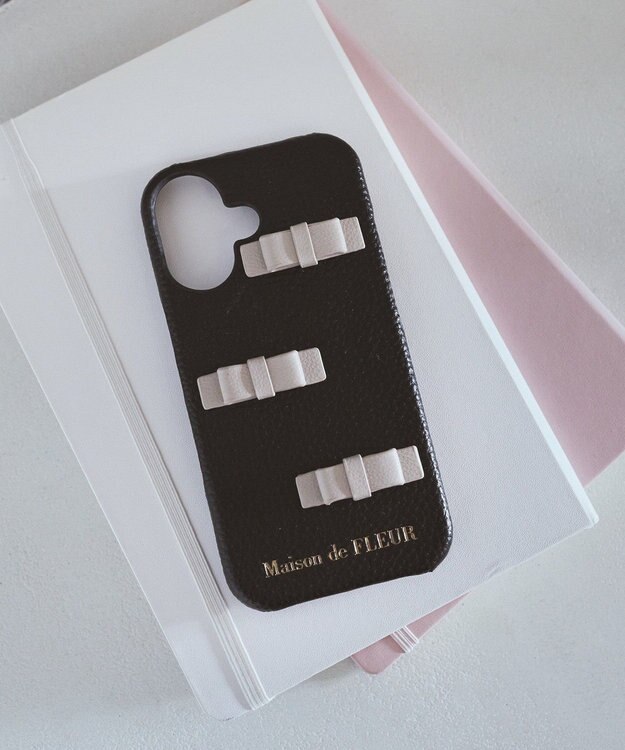 Maison de FLEUR リボンアイフォン16ケース Black