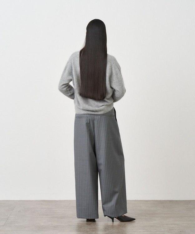 ATON ROYAL FUR CASHMERE | Vネックセーター LIGHT GRAY