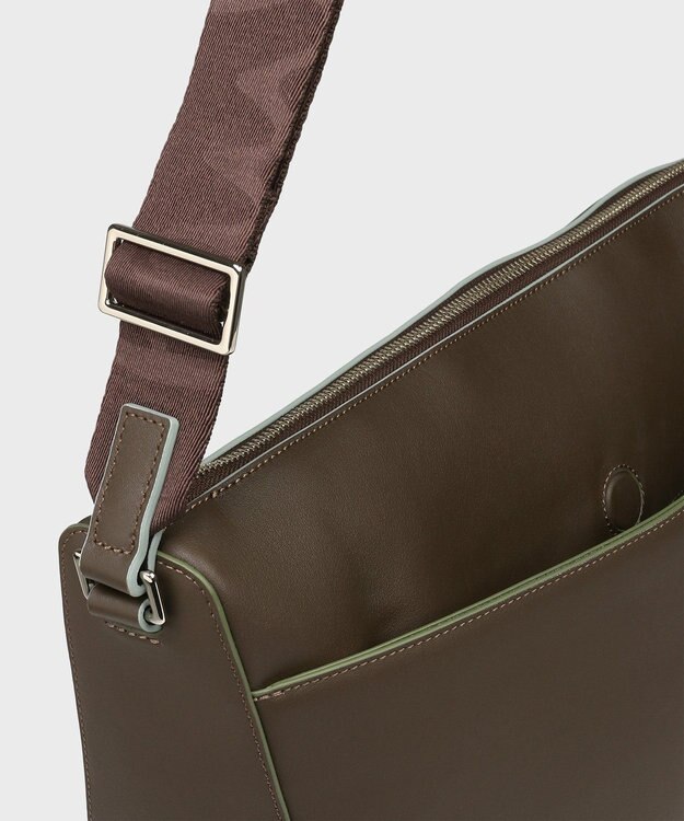 Paul Smith ロゴエンボス ショルダーバッグ ダークブラウン