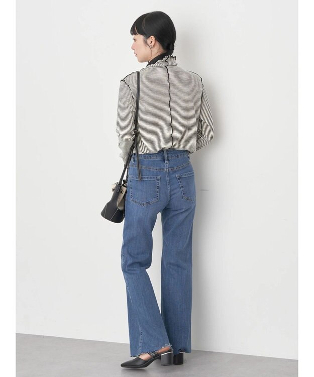 earth music&ecology セルフカットフレアデニムパンツ Medium Indigo