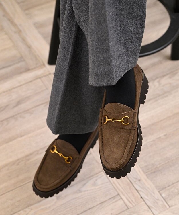 APOM 本革トラックソールホースビットローファー40 ダークブラウンスエード