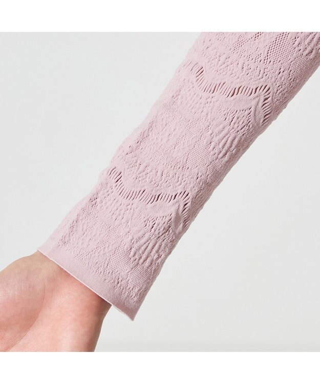 Chacott 【ノーソーイングニット】ノーソーイングクルーネックトップ グレージュ