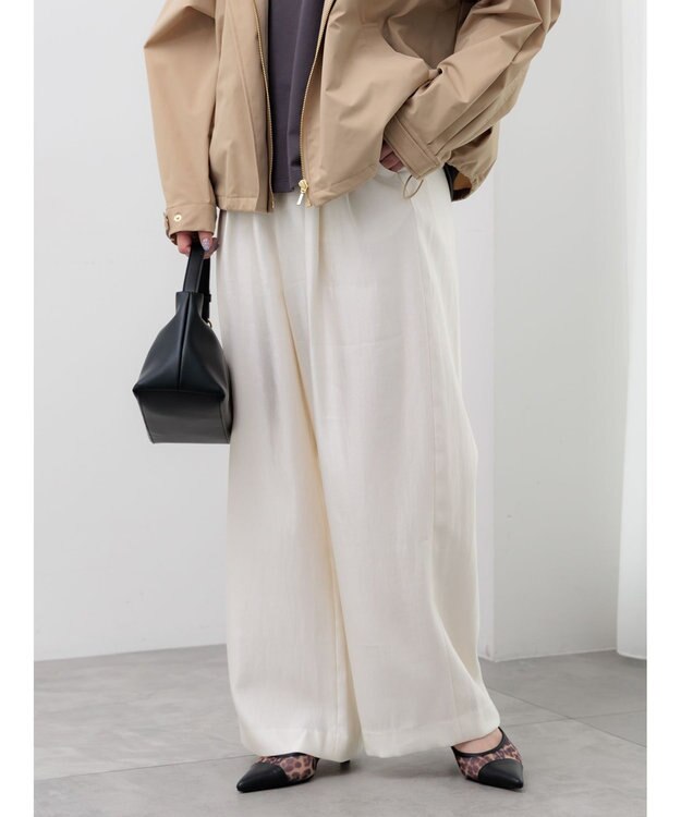 Te chichi シャイニーワイドパンツ(セットアップ可) オフホワイト
