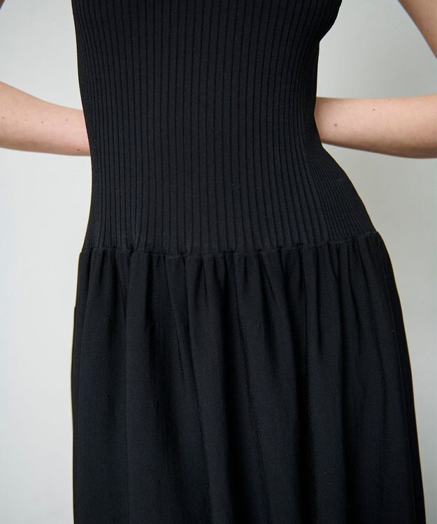 GRACE CONTINENTAL アメスリニットギャザーワンピース ブラック