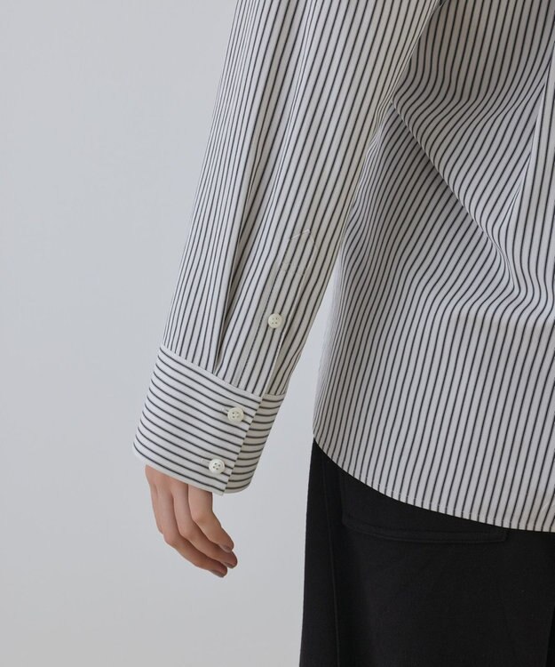 GRACE CONTINENTAL エンブレム刺繍シャツ ブラック