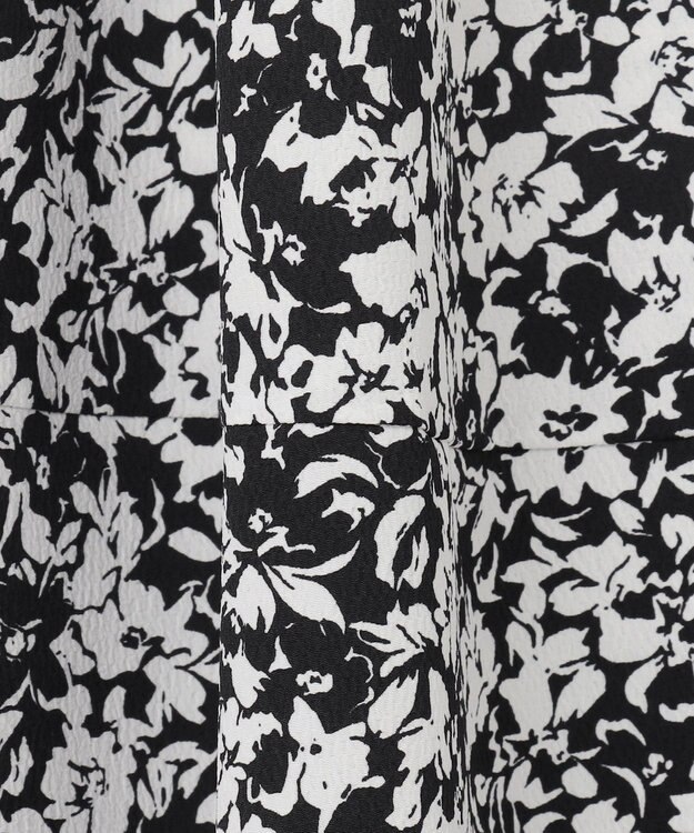 UNFILO 【大好評により新色追加！】プリントワンピース オフ×ブラック