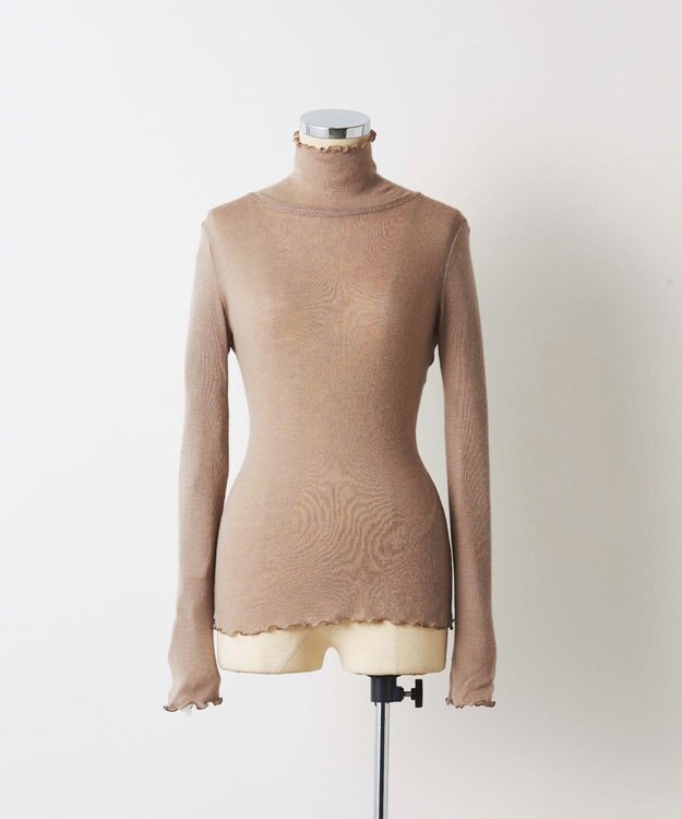 TOQUE 24AW新作〈高垣麗子さん着用〉針抜きスムスハイネックＴ ベージュ