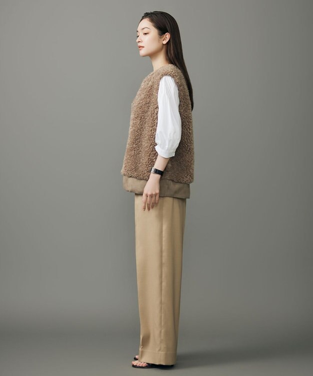 自由区 【カタログ掲載】シアーソフトシャンブレークロップド丈 ブラウス ホワイト