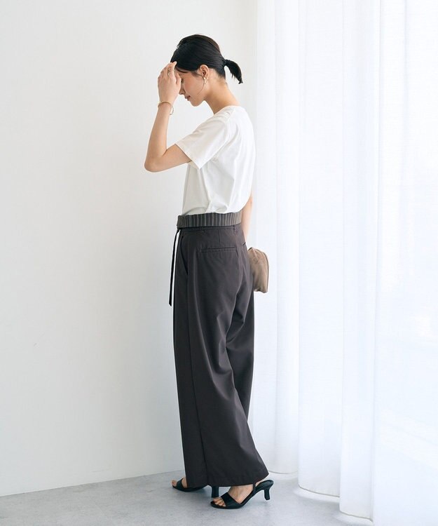 YECCA VECCA スパンコールロゴTee Off White