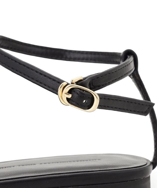 23区 【先行予約】ポインテッド Tストラップ サンダル ブラック系