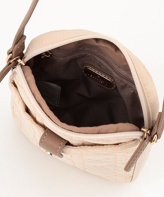 LA BAGAGERIE グリッドキルティングミニショルダー アイボリー