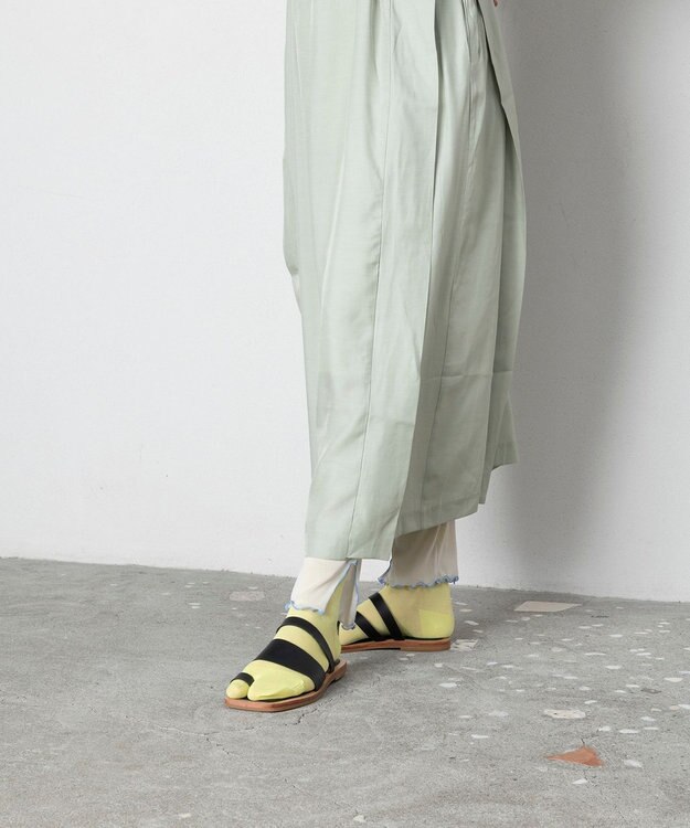 TRICOTE シアーカラーラメタビソックス 52YELLOW