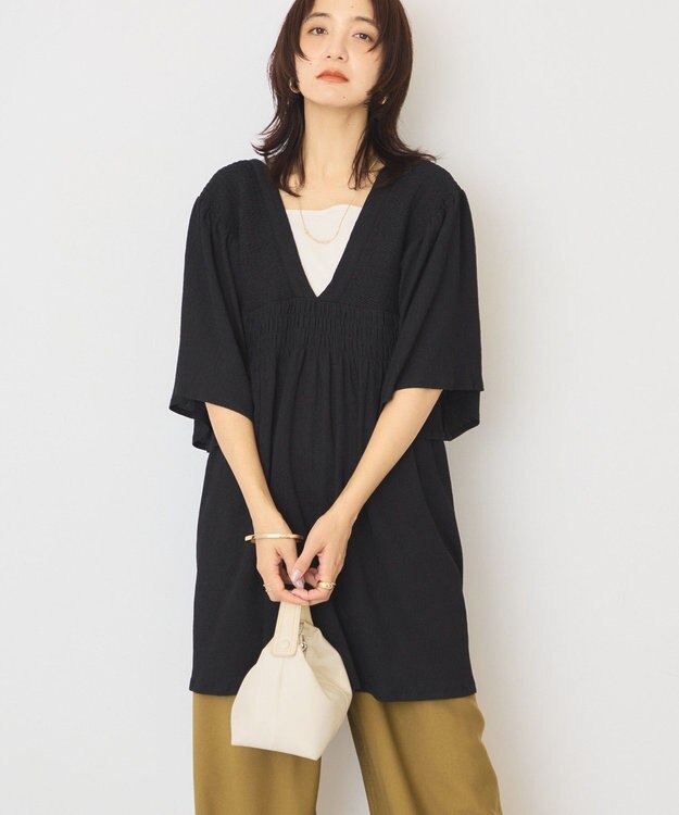 AMERICAN HOLIC 【先行予約】【WEB限定】主役級ラク映え：前後2WAY Vネックシャーリングチュニックブラウス Black