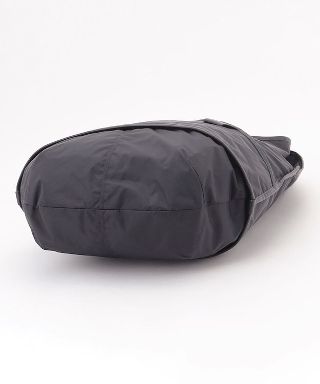 Y'SACCS 【Y'SACCS Gene Line】イゼール トートバッグ ネイビー