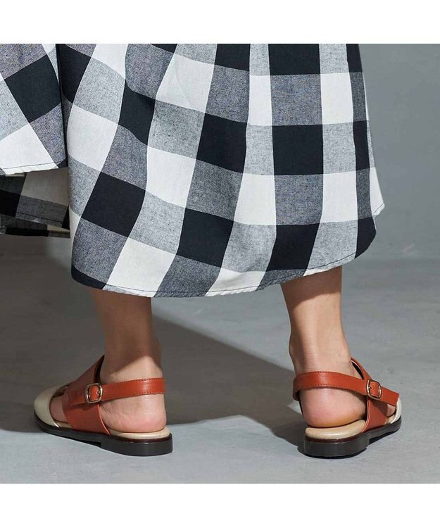 ing <ing>【WEB限定】【３E】ダブルベルトサンダル オレンジコンビ