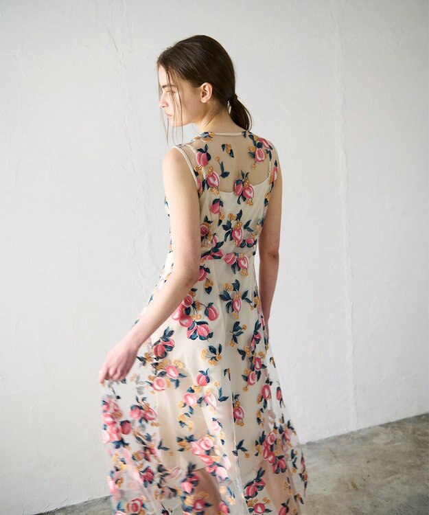 GRACE CONTINENTAL サマーフルーツ刺繍ワンピース キナリ
