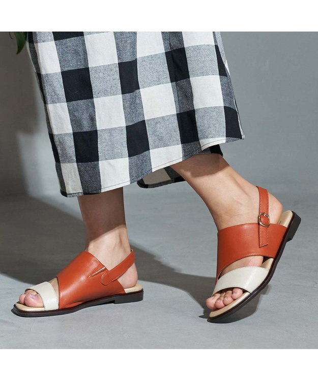 ing <ing>【WEB限定】【３E】ダブルベルトサンダル オレンジコンビ