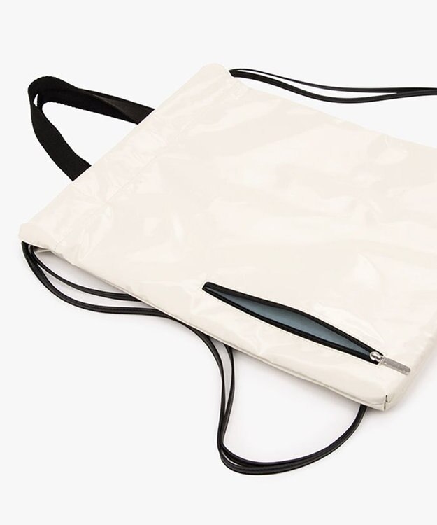 LeSportsac TH CITY KNAPSACK/アップタウンパールシャイン/ブラック アップタウンパールシャイン/ブラック
