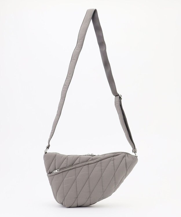 Y'SACCS バイアスキルトショルダー グレージュ