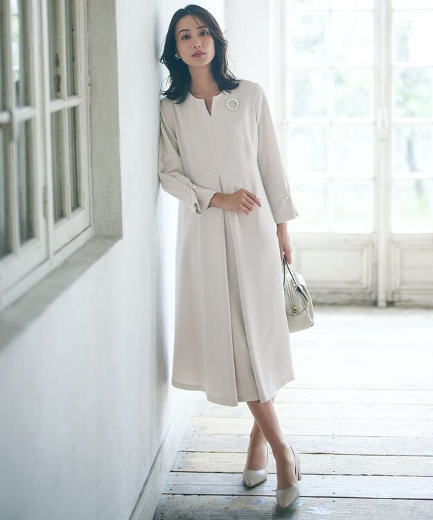 23区 メタルハンドル ショルダー バッグ アイボリー系