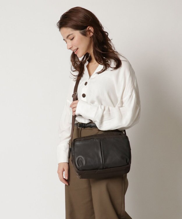 ナイロン×牛革コンビシリーズ ショルダー / Y'SACCS | ファッション