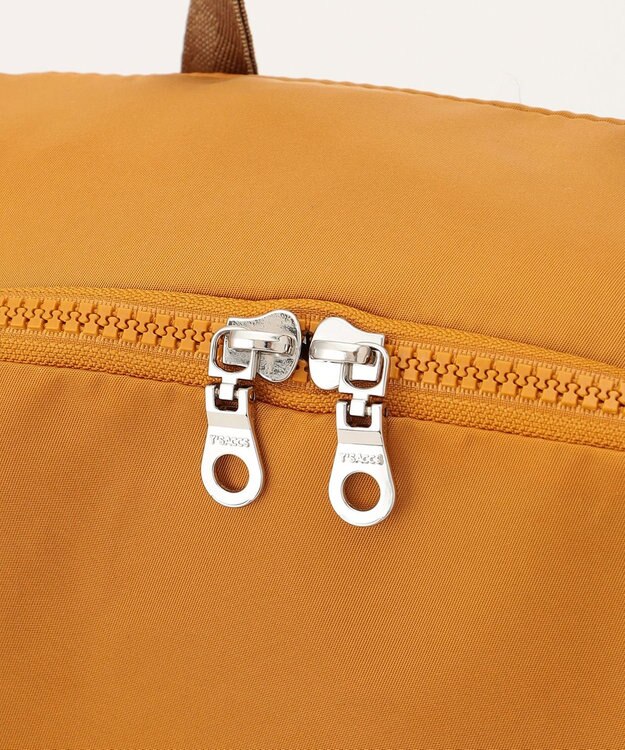 Y'SACCS テープデザイン　トラベルデイパック マスタード