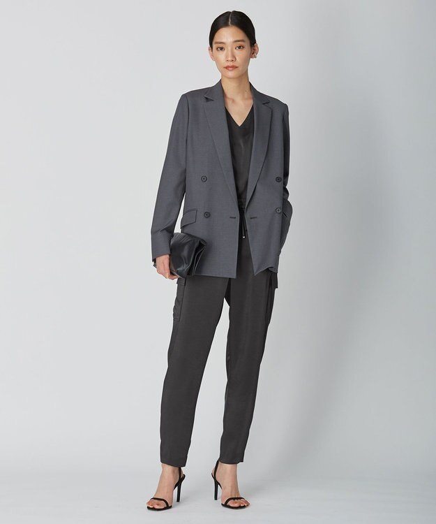 ICB 【WEB限定カラーあり・洗える】Calm Vネックブラウス チャコールグレー系