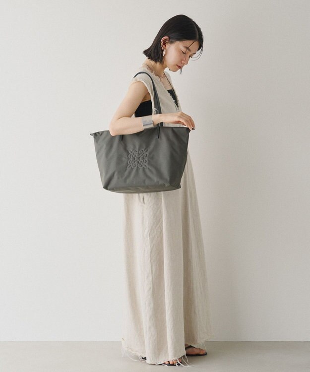 russet ＜390g/撥水性あり＞天ファスナー付きコーデュラナイロントートバッグ(CE-1560) Gray