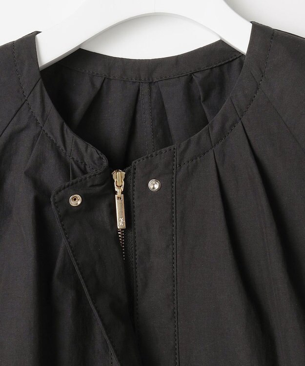 自由区 フォルム ブルゾン ブラック