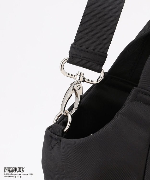 Y'SACCS SNOOPYデザイン サイドギャザー2wayトート　Sサイズ(レインボー） ブラック