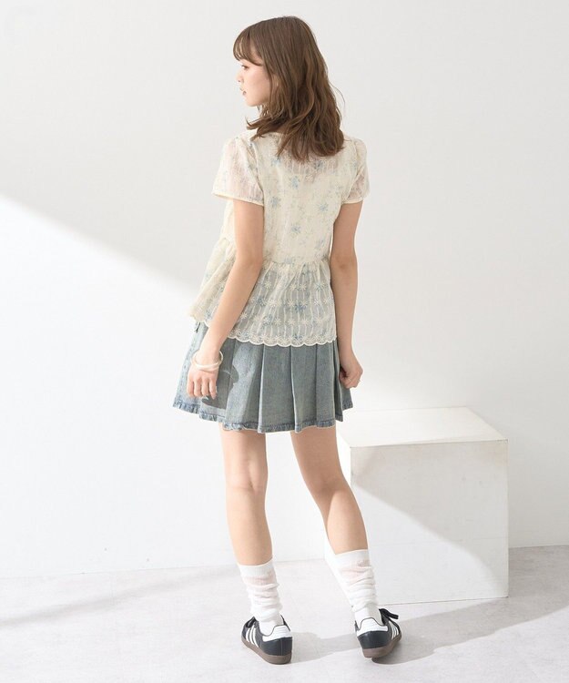 earth music&ecology フラワープリント刺繍ブラウス Blue