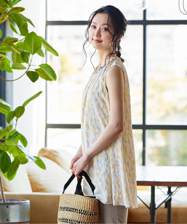 Tiaclasse L 【洗える】体型カバーも叶うフリルカラーチュニックブラウス イエロー