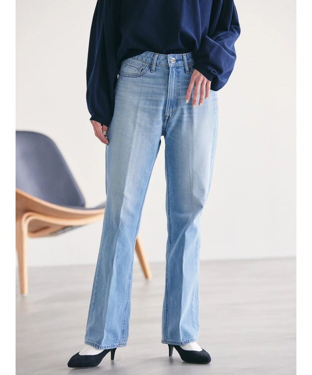 AMERICAN HOLIC センタープレスフレアデニム Light Indigo