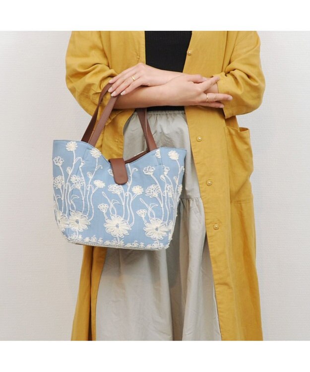 UNBILLION cachecache 花刺繍トートバッグM ブルー