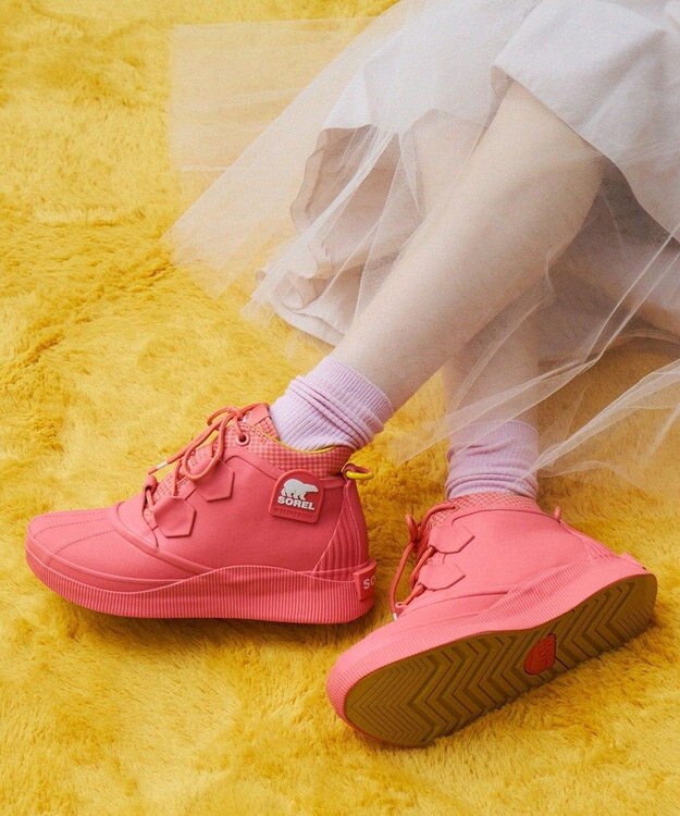 SOREL SOREL/ アウトアンドアバウト４ スプラッシー /ソレル Coral Blossom、 Sea Salt