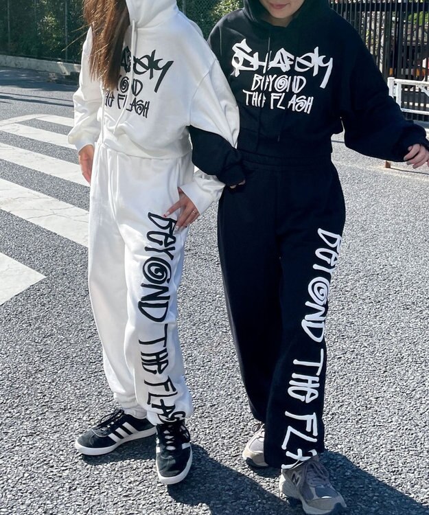 WEGO ハンドライティングショートパーカー ホワイト